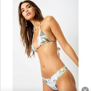 SOLD OUT: Frankie’s Triangle Bikini Aloha Top - L